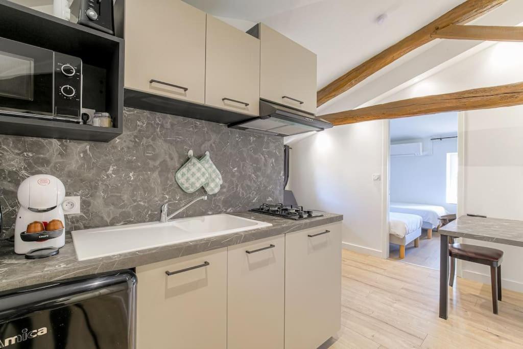 Le Francfort - Les Appartements De L'Olivier Loyettes Dış mekan fotoğraf