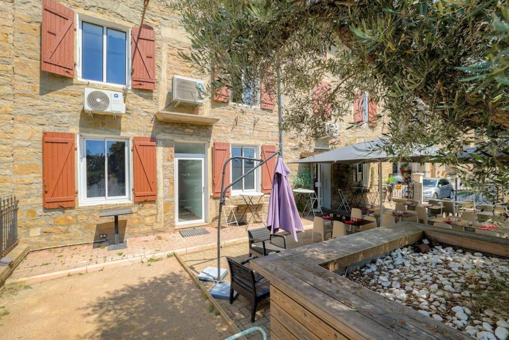 Le Francfort - Les Appartements De L'Olivier Loyettes Dış mekan fotoğraf